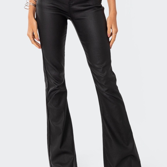 EDIKTED FLARED JEAN SIZE M - Picture 5 of 11